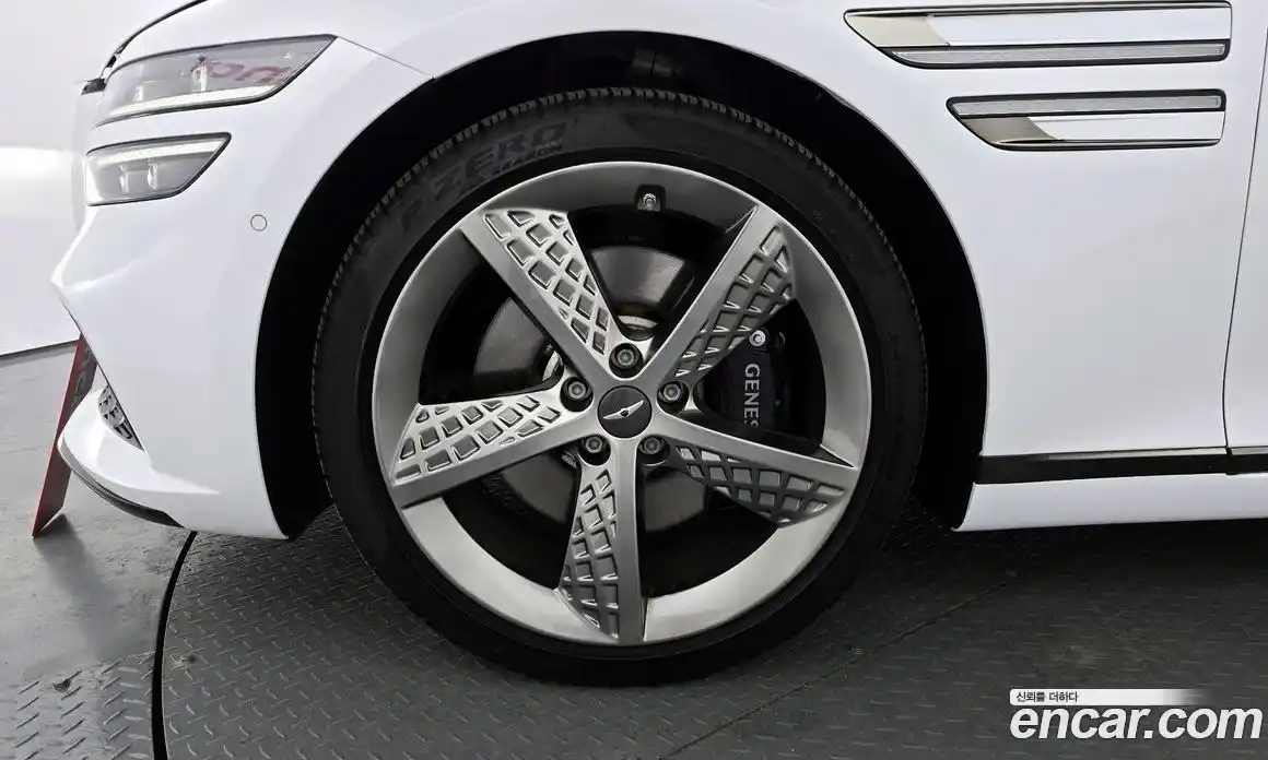 Genesis G80 2023 2.5 Автомат в Москве № 798748, фото 5