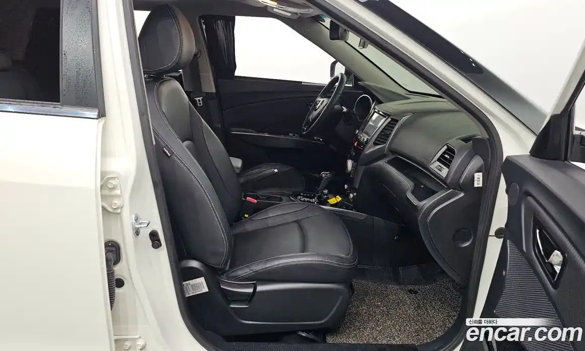 SsangYong TIBOLI 2017 1.6 Автомат в Москве № 799147, фото 11