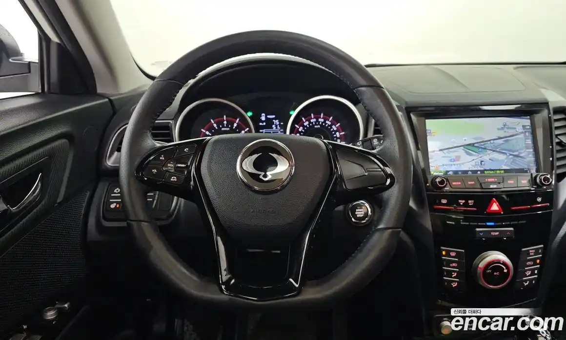 SsangYong TIBOLI 2017 1.6 Автомат в Москве № 799147, фото 14