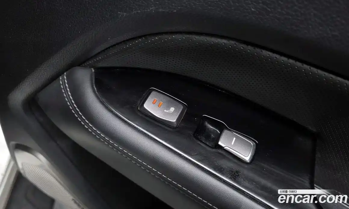 SsangYong Rexton 2017 2.2 Автомат в Москве № 799200, фото 18