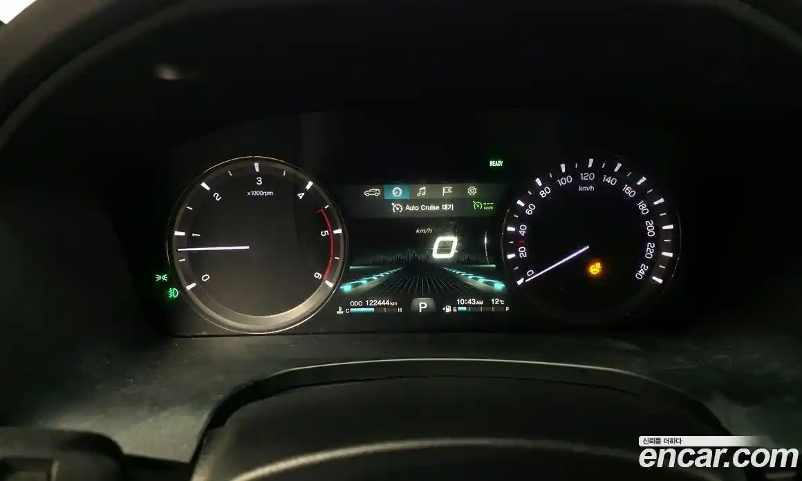 SsangYong Rexton 2017 2.2 Автомат в Москве № 799200, фото 8