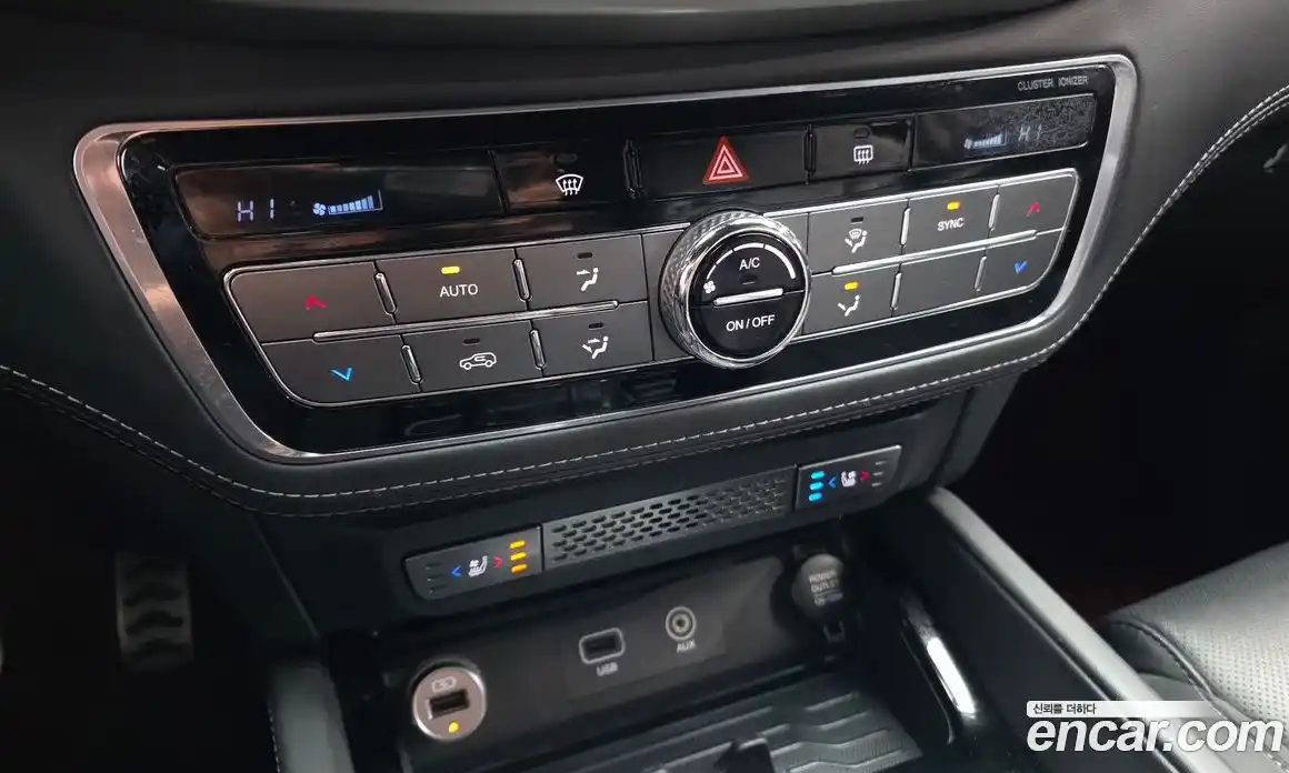 SsangYong Rexton 2017 2.2 Автомат в Москве № 799279, фото 16