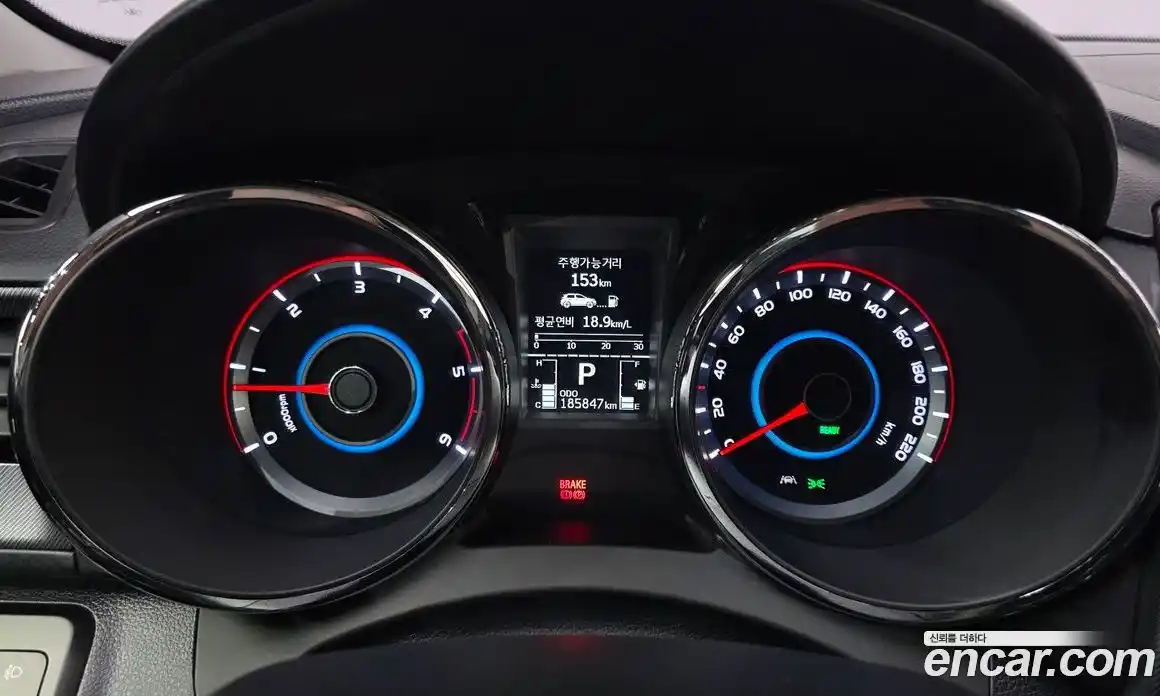 SsangYong TIBOLI 2017 1.6 Автомат в Москве № 799374, фото 8