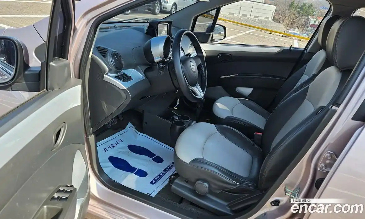 Chevrolet Spark 2012 1.0 гидро в Москве, фото 12