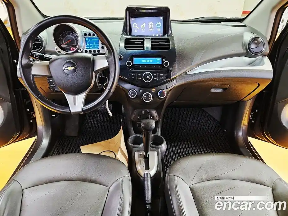 Chevrolet Spark 2013 1.0 гидро в Москве, фото 8