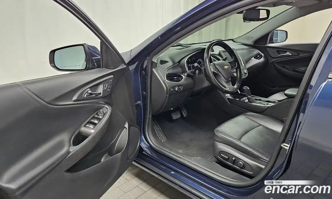 Chevrolet Malibu 2016 1.5 Автомат в Москве № 799771, фото 10