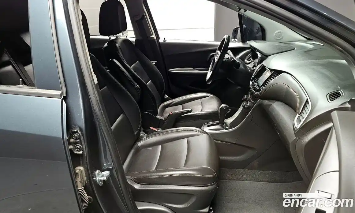 Chevrolet Trax 2020 1.6 Автомат в Москве № 799834, фото 10