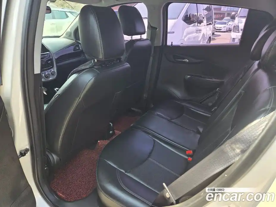 Chevrolet Spark 2016 1.0 Автомат в Москве № 799911, фото 12