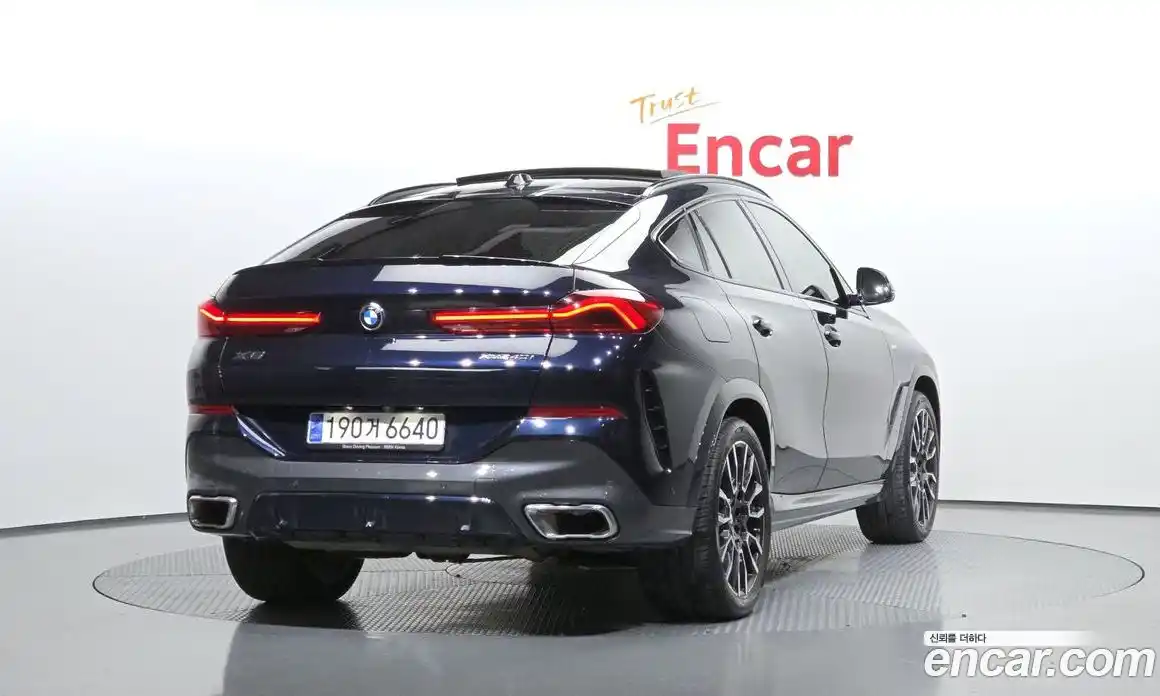 BMW X6 2023 3.0 Автомат в Москве № 799948, фото 2