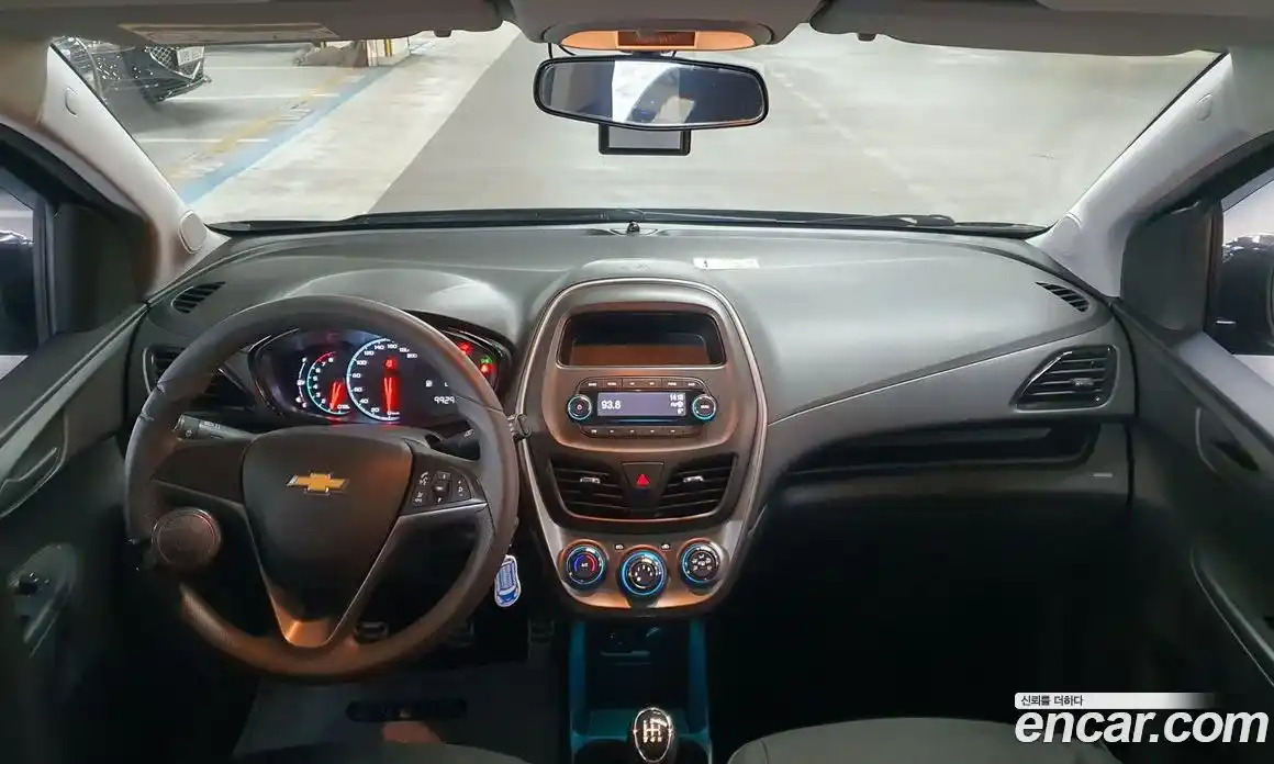 Chevrolet Spark 2017 1.0 Механическая в Москве № 800055, фото 11