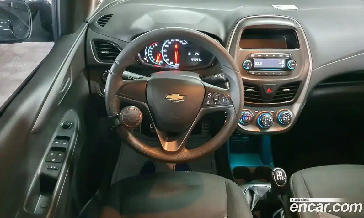 Chevrolet Spark 2017 1.0 Механическая в Москве № 800055, фото 13
