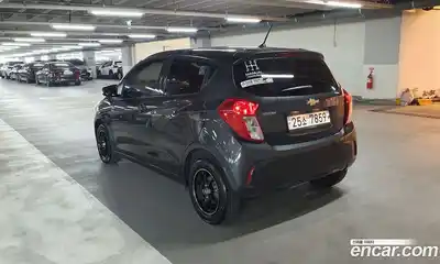 Chevrolet Spark 2017 1.0 Механическая в Москве № 800055, миниатюра 4