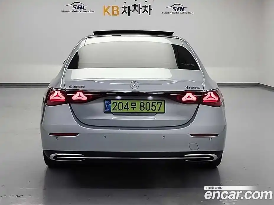 Mercedes-Benz E-Class 2024 3.0 Автомат в Москве № 800679, фото 3