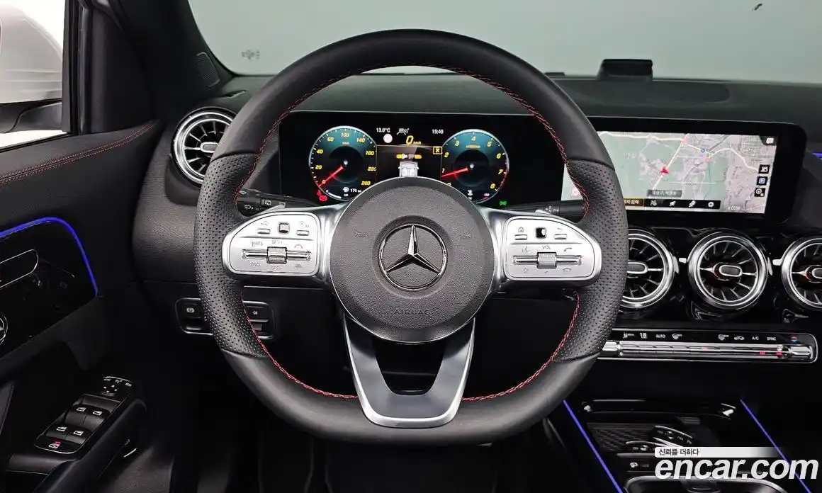 Mercedes-Benz GLA-Class 2023 2.0 Автомат в Москве № 800775, фото 14