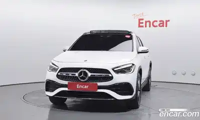 Mercedes-Benz GLA-Class 2023 2.0 Автомат в Москве № 800775, миниатюра 3