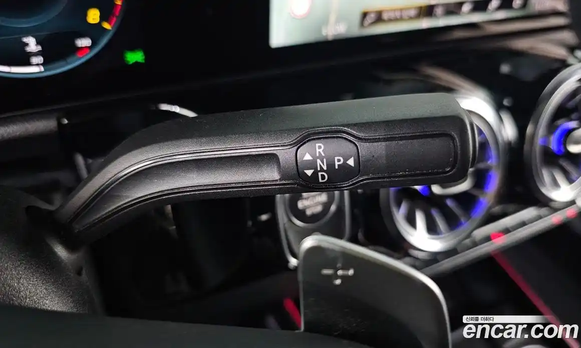 Mercedes-Benz GLA-Class 2023 2.0 Автомат в Москве № 800775, фото 9