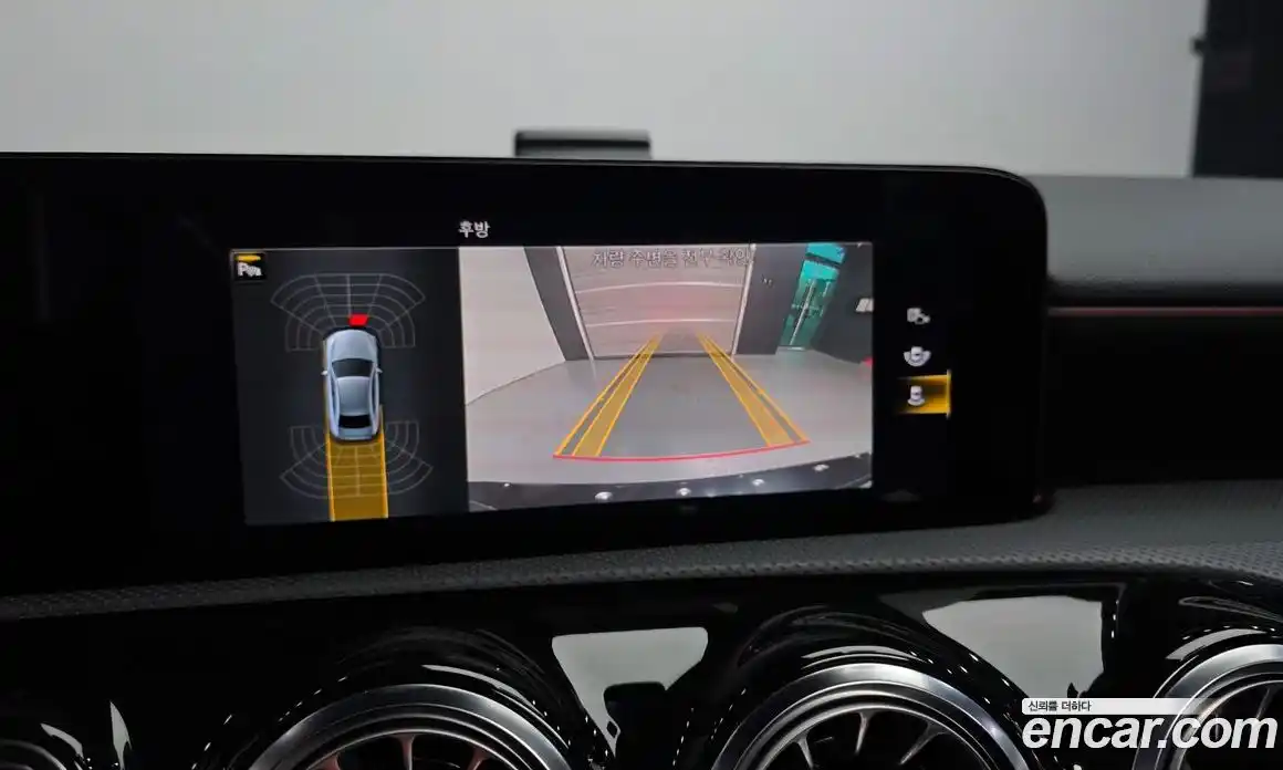 Mercedes-Benz A-Class 2022 2.0 Автомат в Москве № 800839, фото 16