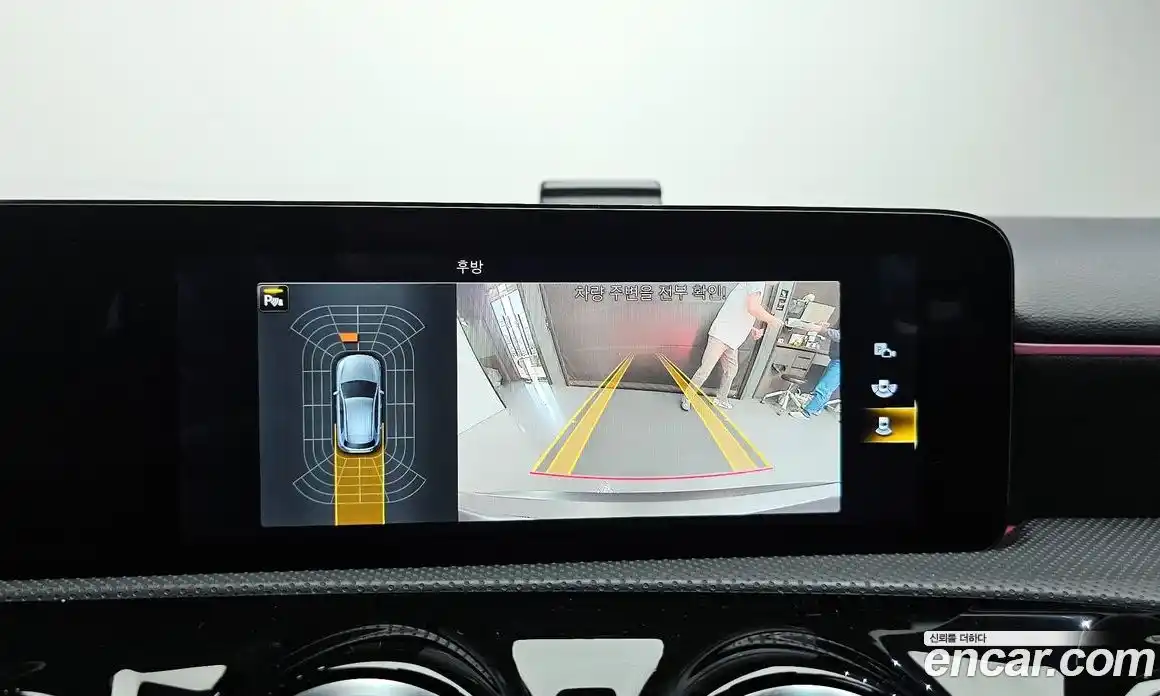 Mercedes-Benz A-Class 2022 2.0 Автомат в Москве № 801033, фото 15