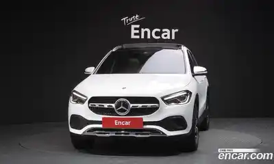 Mercedes-Benz GLA-Class 2021 2.0 Автомат в Москве № 801259, миниатюра 3