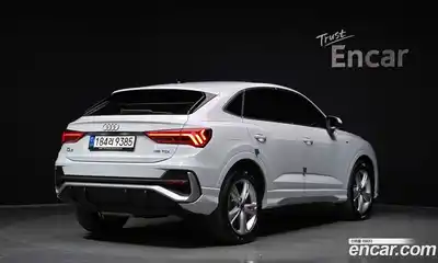 Audi Q3 2023 2.0 Автомат в Москве № 801433, миниатюра 2