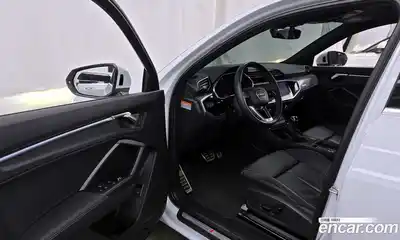 Audi Q3 2023 2.0 Автомат в Москве № 801433, миниатюра 10