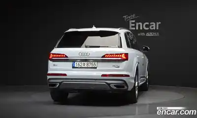 Audi Q7 2021 3.0 Автомат в Москве № 801644, миниатюра 4