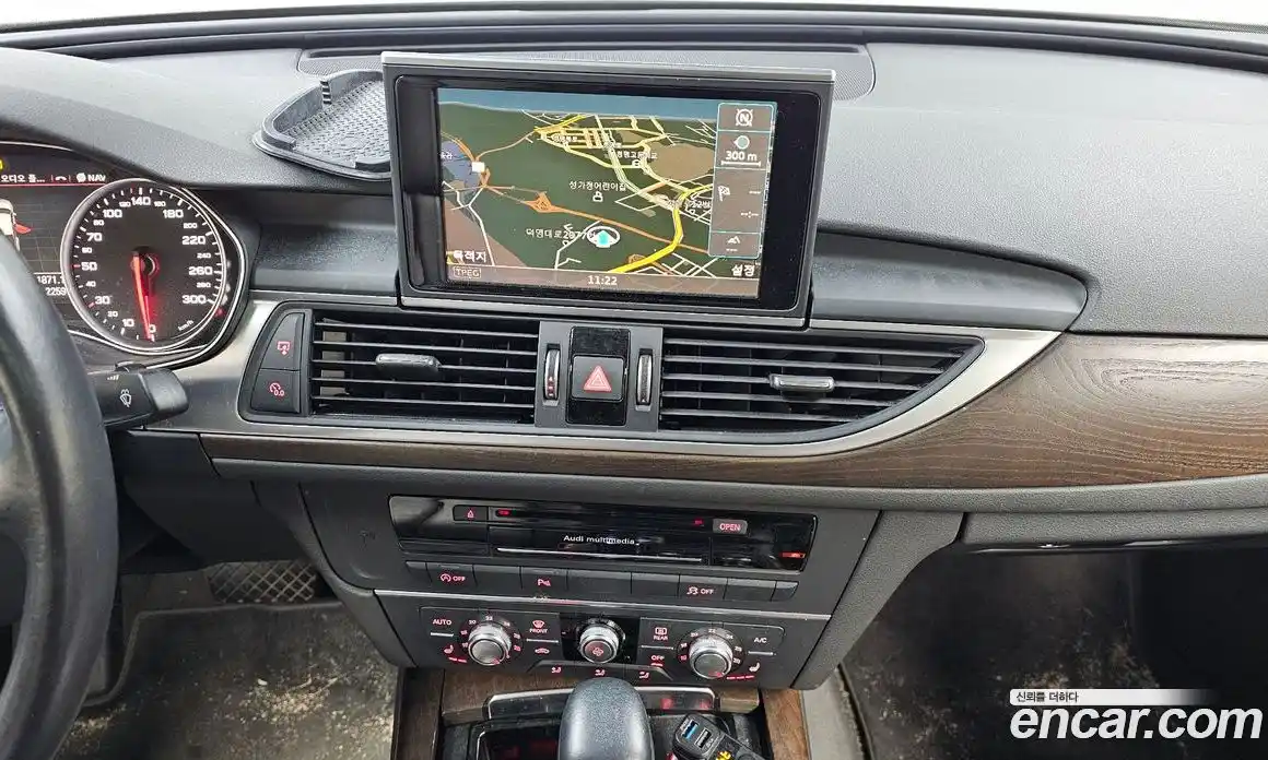 Audi A6 2015 2.0 Автомат в Москве № 801731, фото 14