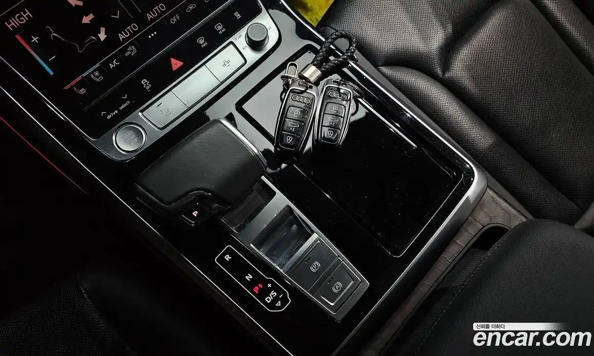 Audi Q7 2020 3.0 Автомат в Москве № 801752, фото 9