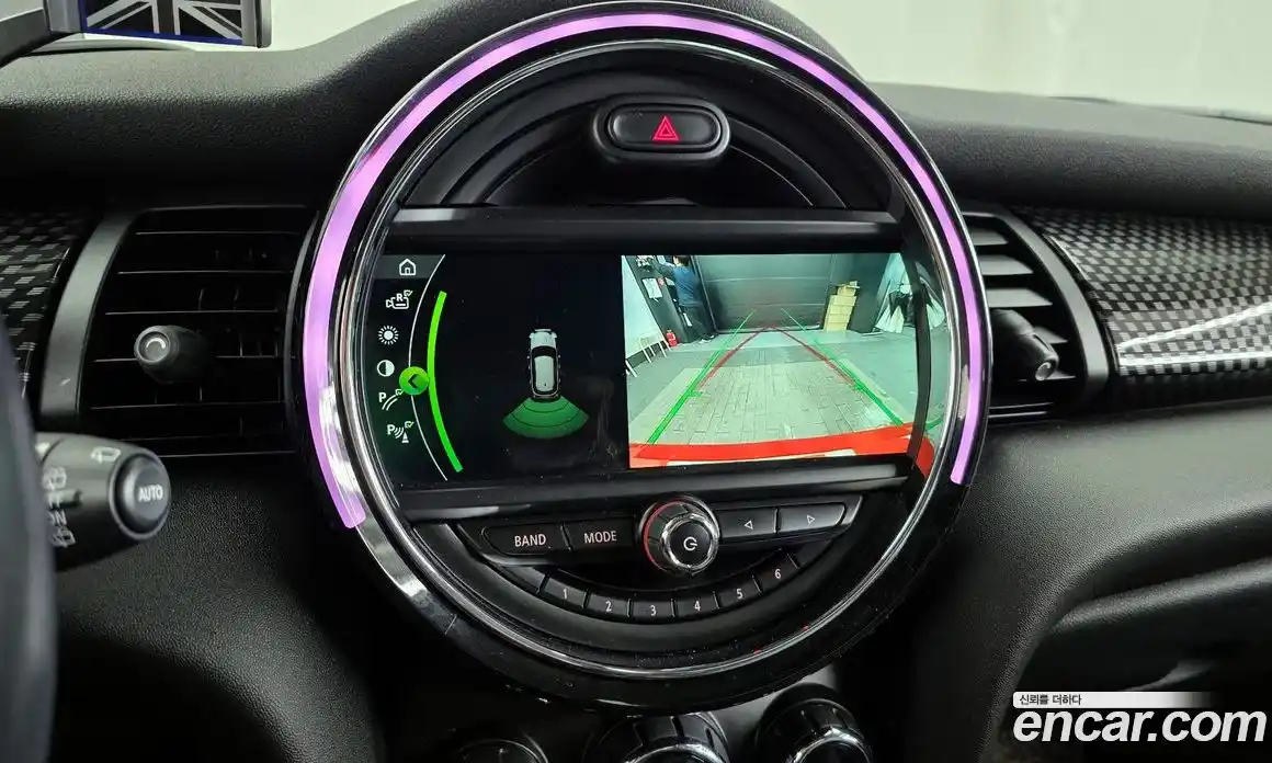 Mini Cooper 2018 2.0 Автомат в Москве № 802426, фото 15