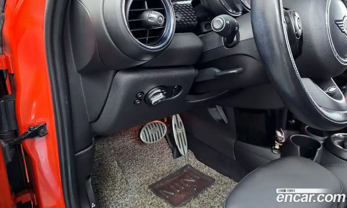 Mini Cooper 2018 2.0 Автомат в Москве № 802426, фото 16