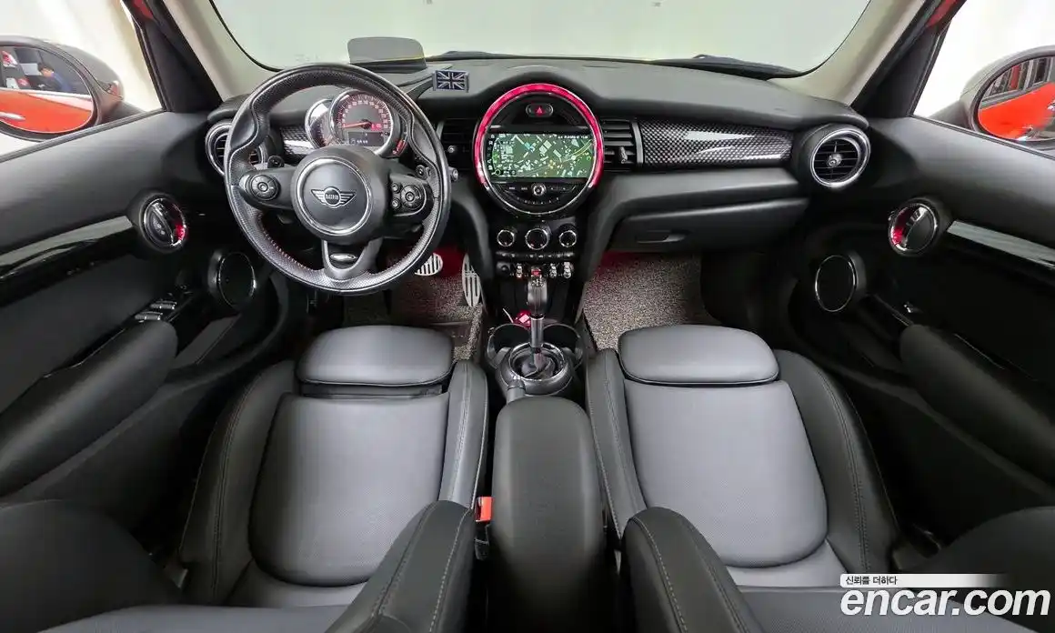 Mini Cooper 2018 2.0 Автомат в Москве № 802426, фото 7