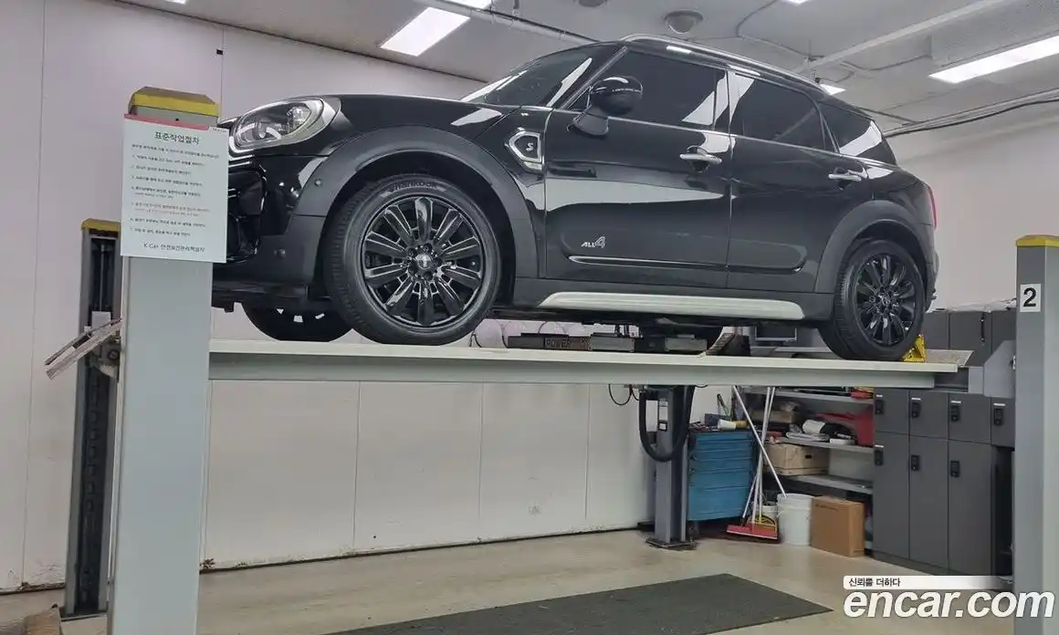 Mini Countryman 2019 2.0 Автомат в Москве № 802533, фото 20