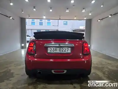 Mini Cooper Convertible 2016 1.5 Автомат в Москве № 802543, миниатюра 4