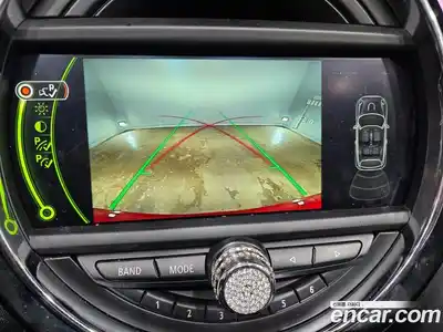 Mini Cooper Convertible 2016 1.5 Автомат в Москве № 802543, миниатюра 10