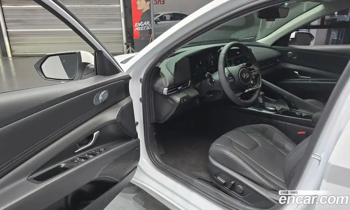 Hyundai Avante 2025 1.6 Автомат в Москве № 813583, фото 11