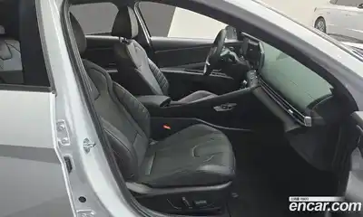 Hyundai Avante 2025 1.6 Автомат в Москве № 813583, миниатюра 10