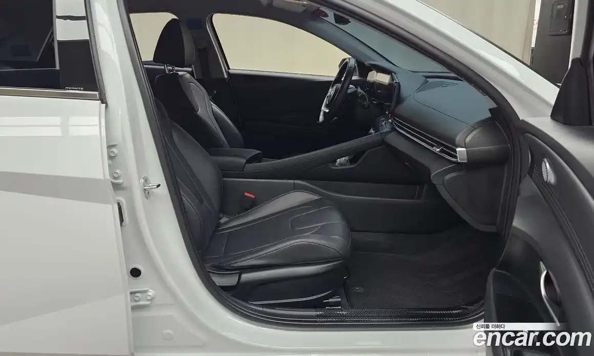 Hyundai Avante 2022 1.6 Автомат в Москве № 813647, фото 11