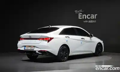 Hyundai Avante 2022 1.6 Автомат в Москве № 813647, миниатюра 2