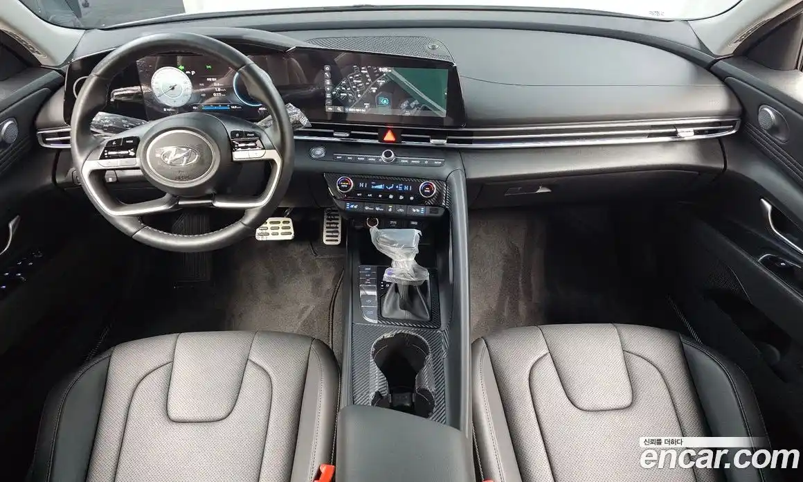 Hyundai Avante 2022 1.6 Автомат в Москве № 813647, фото 7