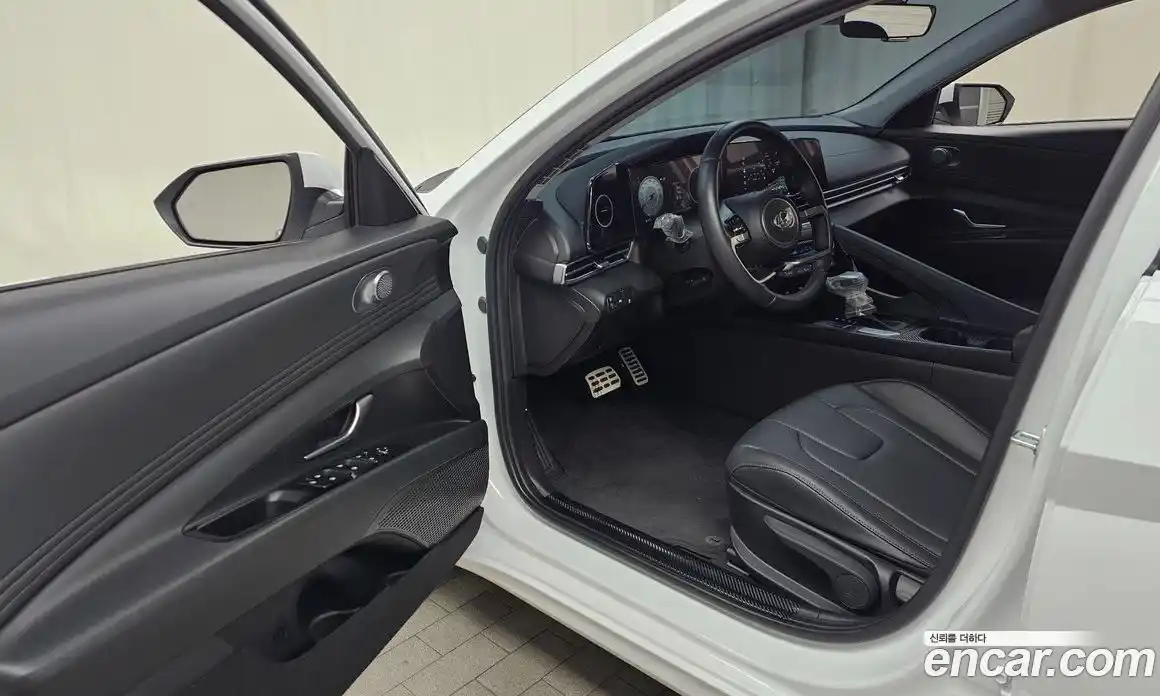 Hyundai Avante 2022 1.6 Автомат в Москве № 813647, фото 10