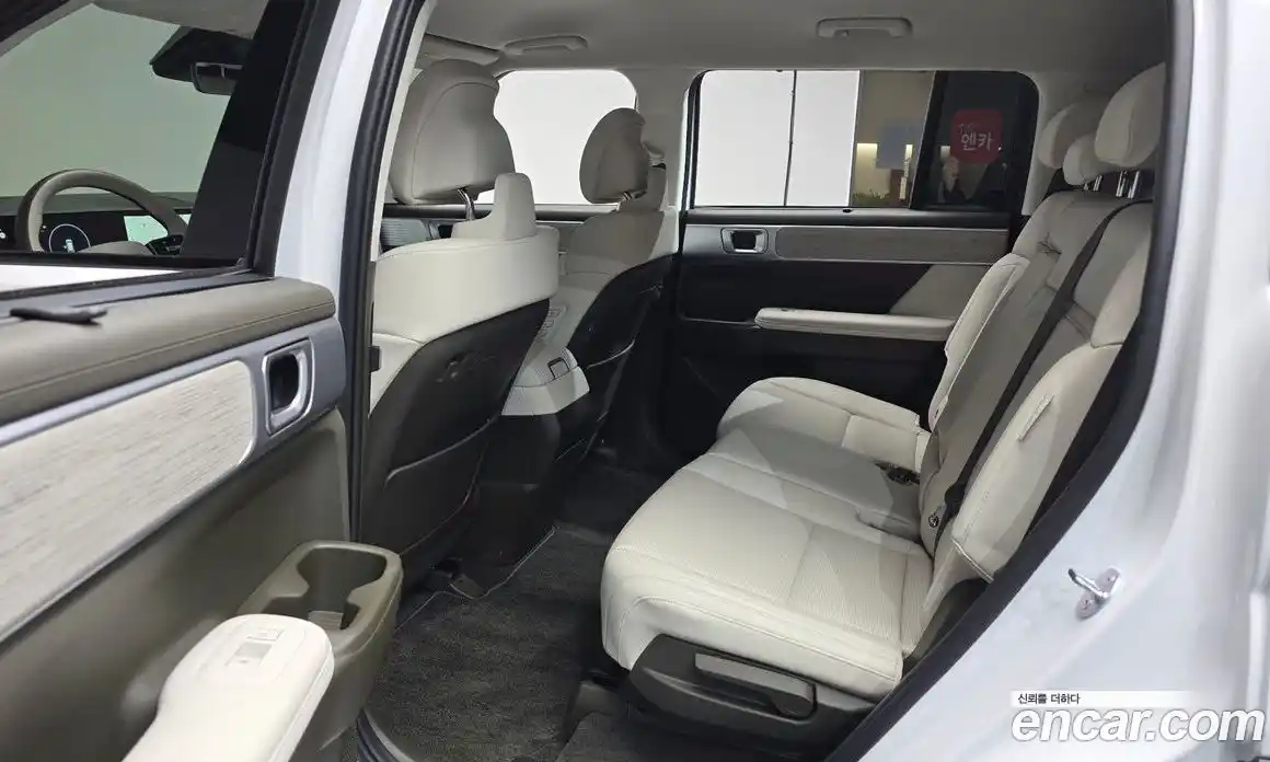 Hyundai Santa Fe 2024 1.6 Автомат в Москве № 813855, фото 11