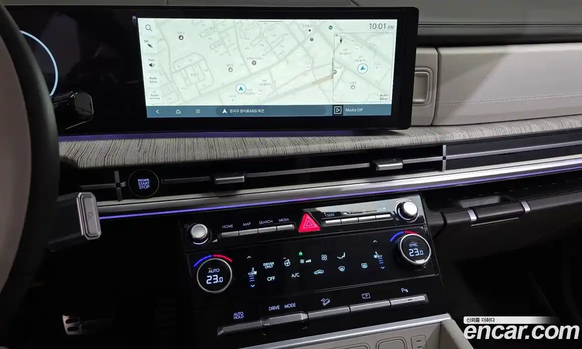 Hyundai Santa Fe 2024 1.6 Автомат в Москве № 813855, фото 13