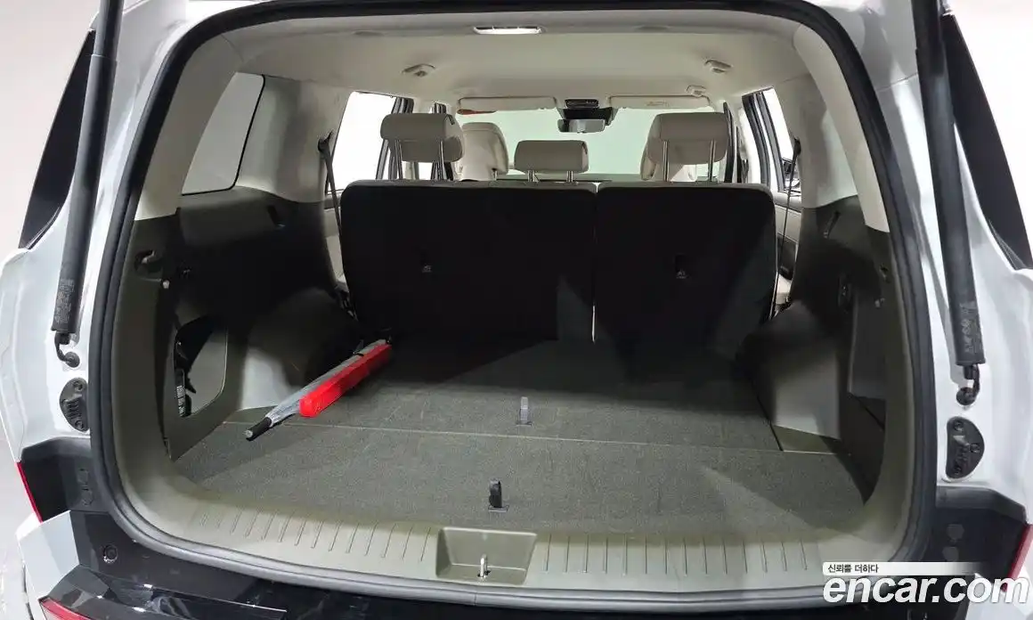 Hyundai Santa Fe 2024 1.6 Автомат в Москве № 813855, фото 19