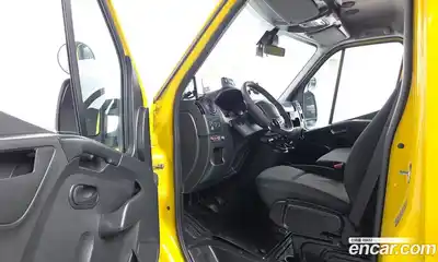 Renault Master 2019 2.3 Механическая в Москве № 814164, миниатюра 10