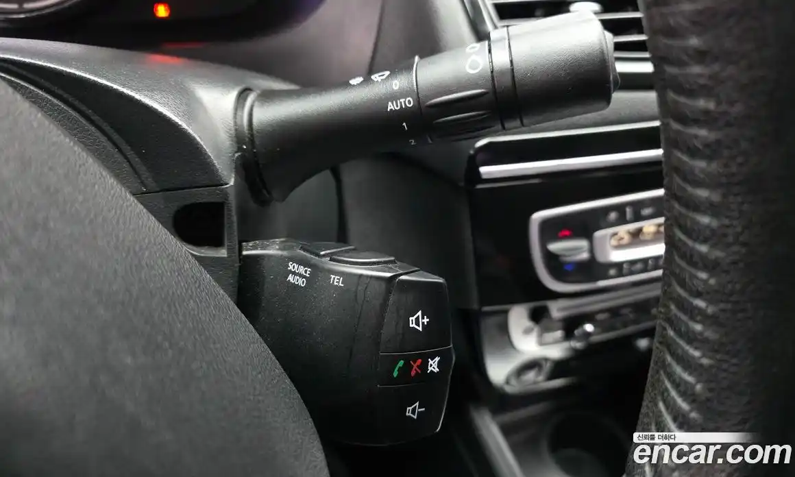 Renault SM3 2015 1.6 гидро в Москве № 814176, фото 19