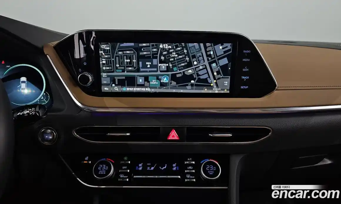 Hyundai Sonata 2023 2.0 Автомат в Москве № 814492, фото 14