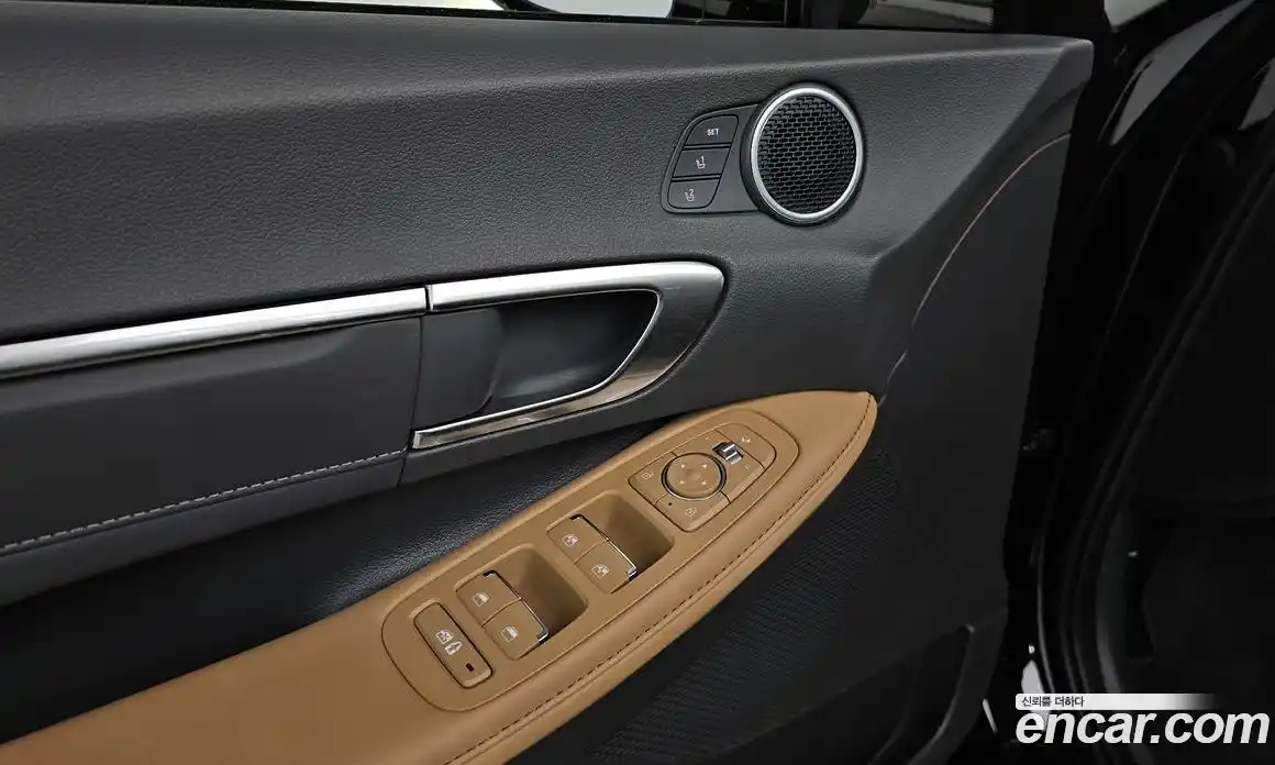 Hyundai Sonata 2023 2.0 Автомат в Москве № 814492, фото 17