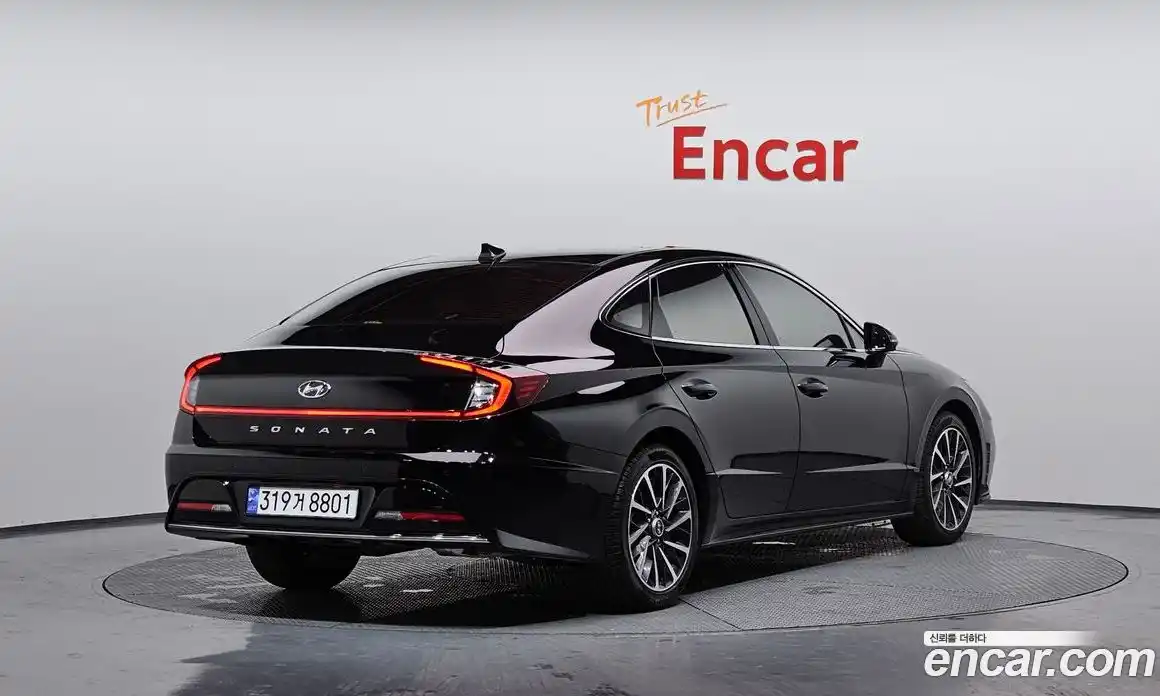 Hyundai Sonata 2023 2.0 Автомат в Москве № 814492, фото 2