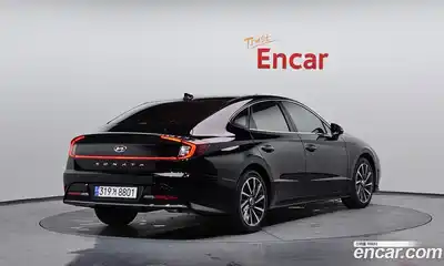 Hyundai Sonata 2023 2.0 Автомат в Москве № 814492, миниатюра 2