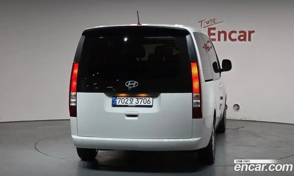 Hyundai Staria 2024 3.5 Автомат в Москве № 814782, фото 3